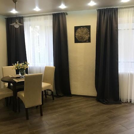 Квартира Подобово, Погодинно Apartamento Stryi Exterior foto